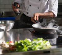 What Pans Do Chefs Use?